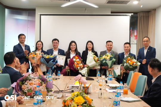 HỘI NGHỊ TỔNG KẾT HOẠT ĐỘNG KINH DOANH NĂM 2024 VÀ ĐỊNH HƯỚNG KẾ HOẠCH HOẠT ĐỘNG KINH DOANH 2025