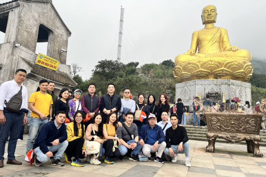 OSI HOLDING HÀNH HƯƠNG ĐI LỄ ĐẦU NĂM TẠI YÊN TỬ - QUẢNG NINH